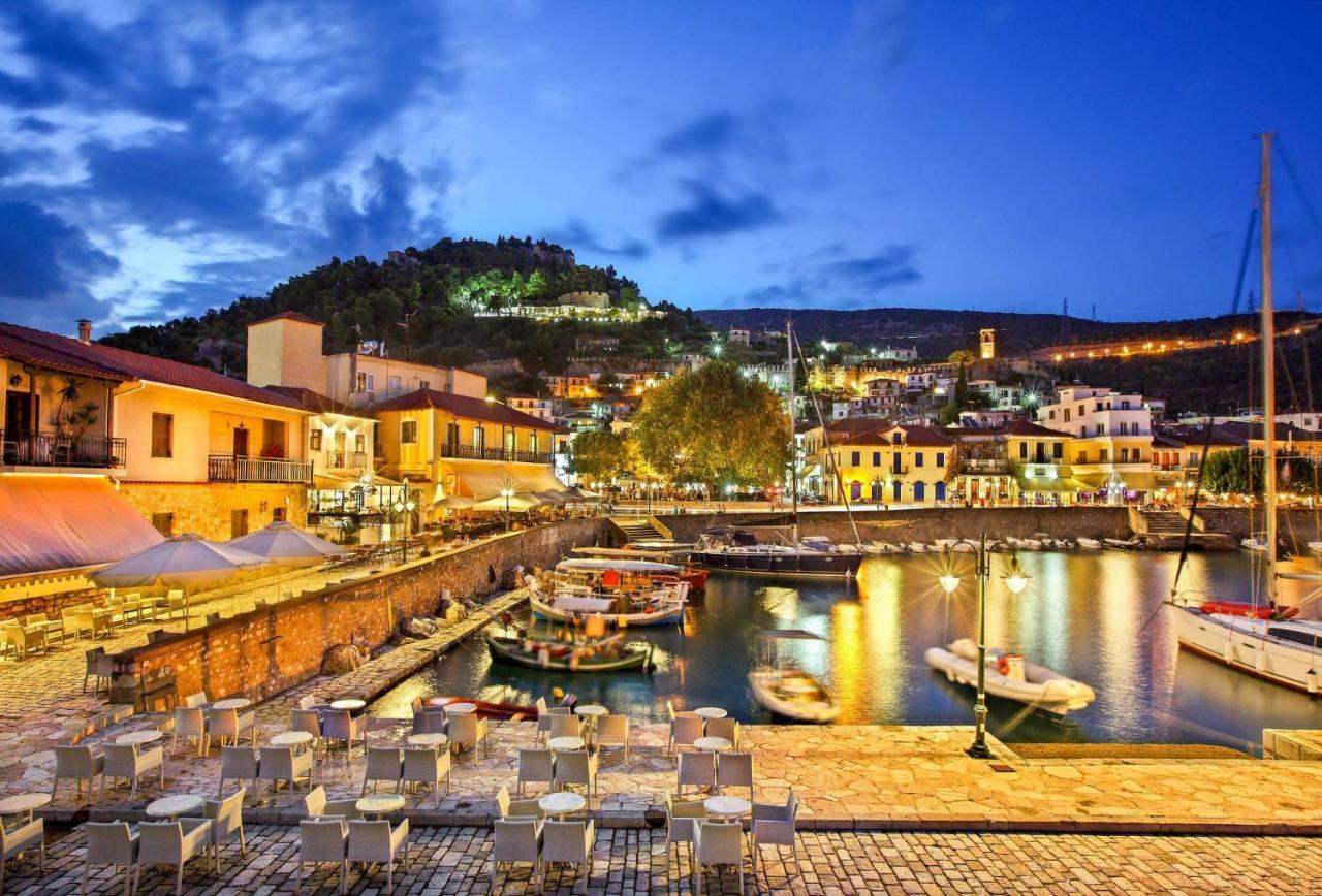 Nafpaktos Beach Luxury Suites Exterior photo